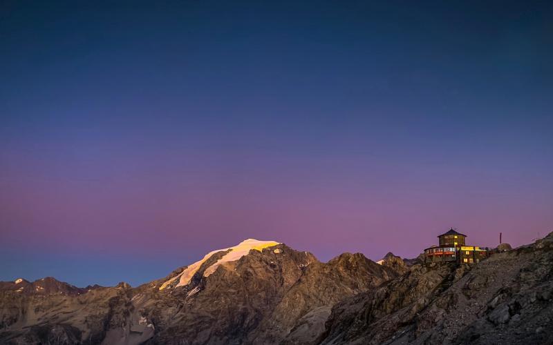 Tibet Hütte Stilfser Joch in Südtirol