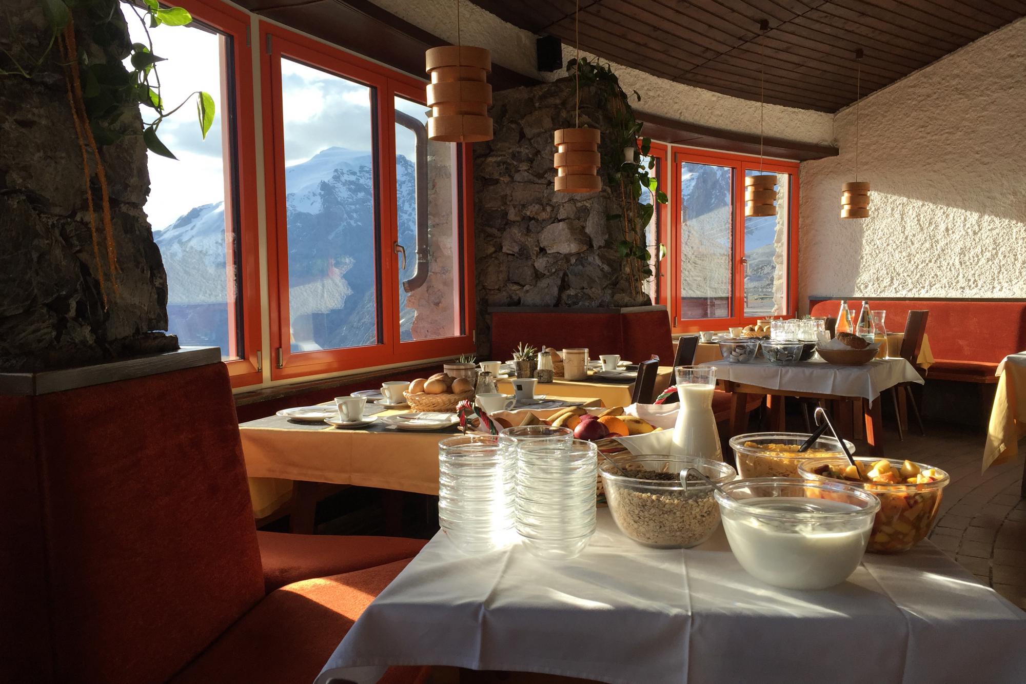 Prima colazione & Brunch al Passo dello Stelvio – Rifugio Tibet